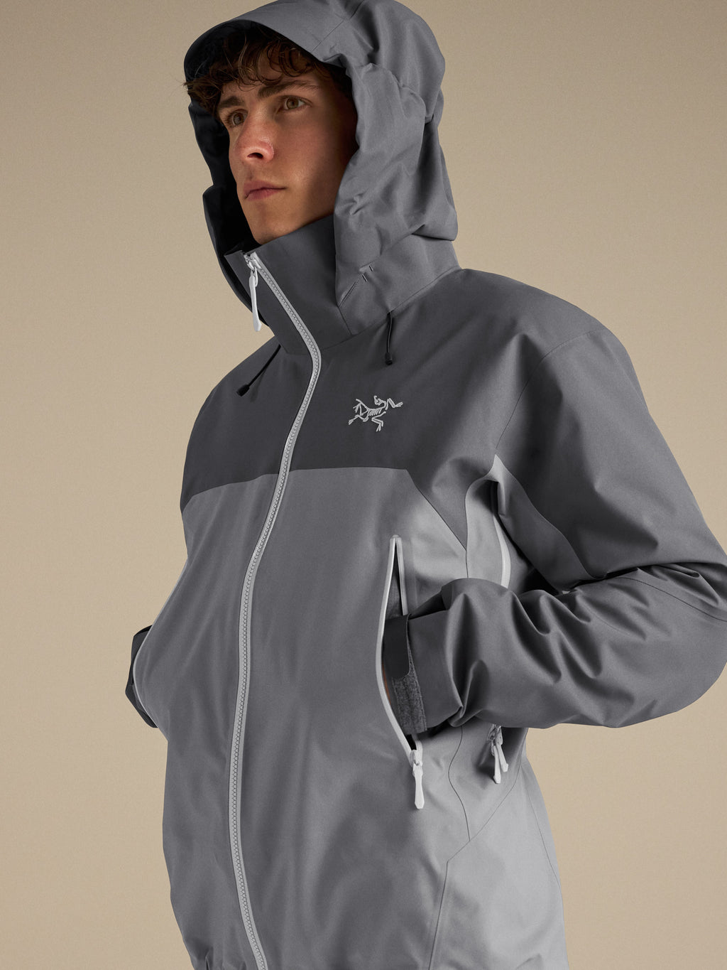 Beta AR Jacket Cloud / Void Detail 1