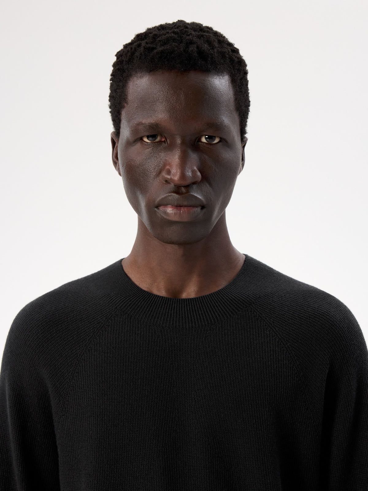 Conic Wool Midlayer Black Detail 1