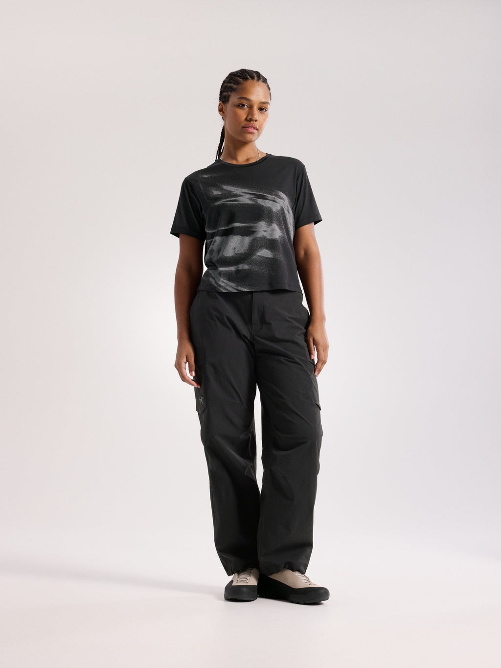 Sunna Speed Bird Crop Shirt Women's Black Full Body