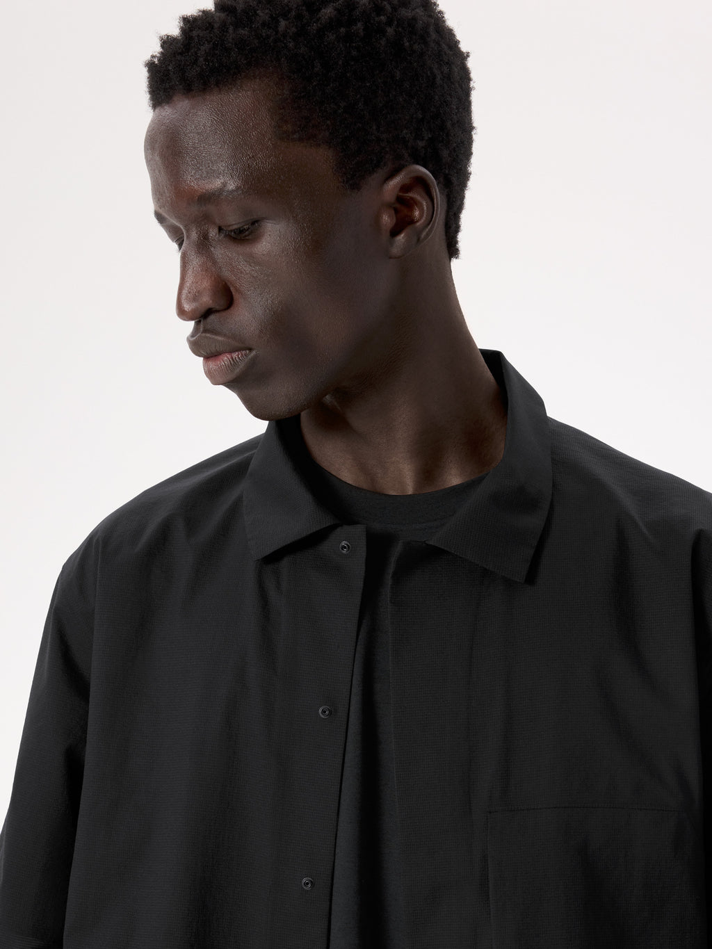 Demlo Shirt SS Black Detail 5