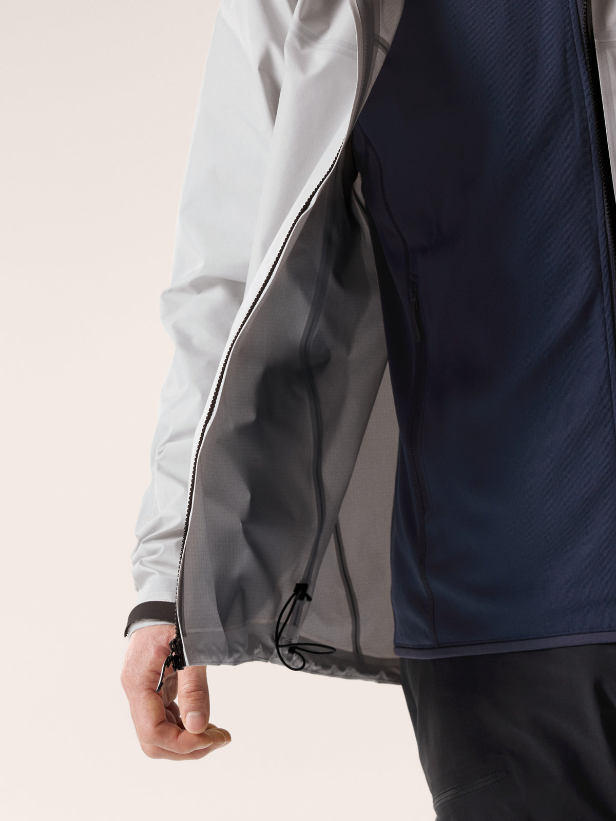 Alpha SL Jacket Arctic Silk / Black Detail 1