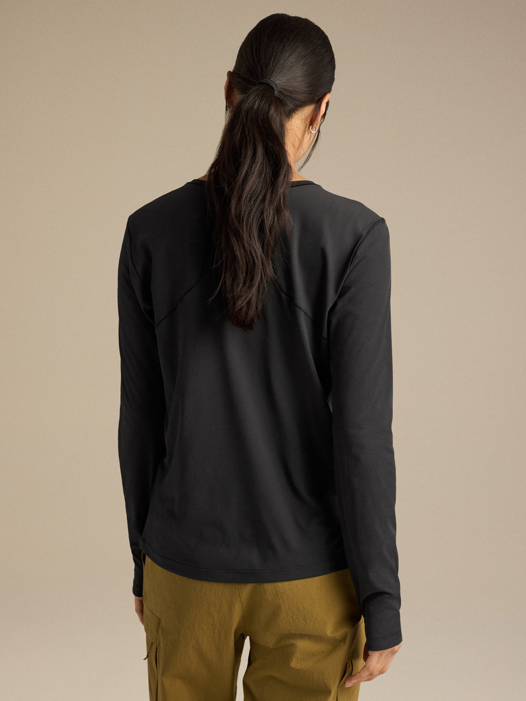 Sunna Crew Shirt LS Women's Black Back View