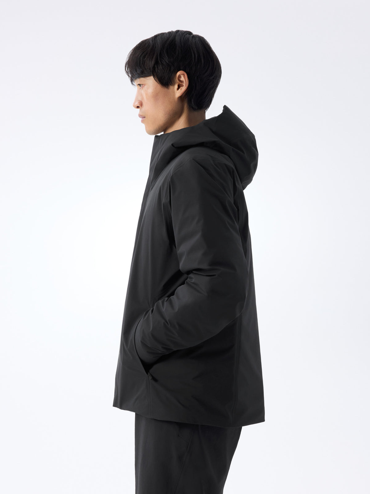 Altus Down Jacket Black Profile