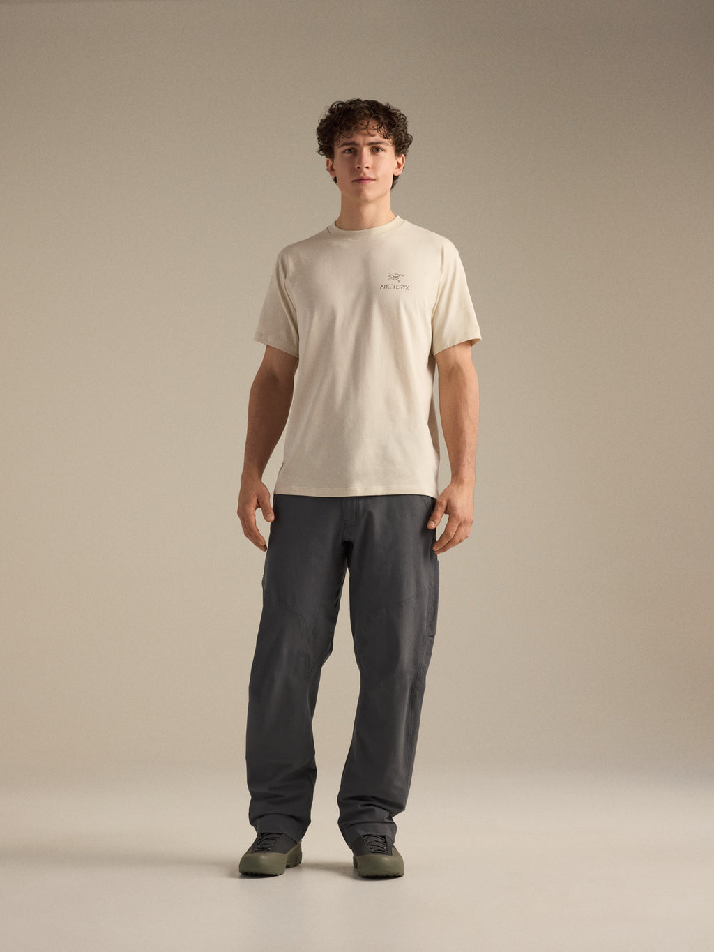 Kragg SL Cotton Bird Word Shirt SS Sea Salt / Mongoose Full Body