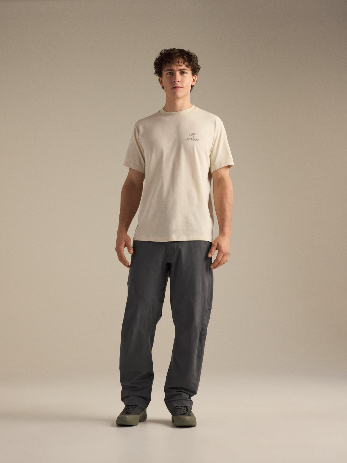 Kragg SL Cotton Bird Word Shirt SS Sea Salt / Mongoose Full Body