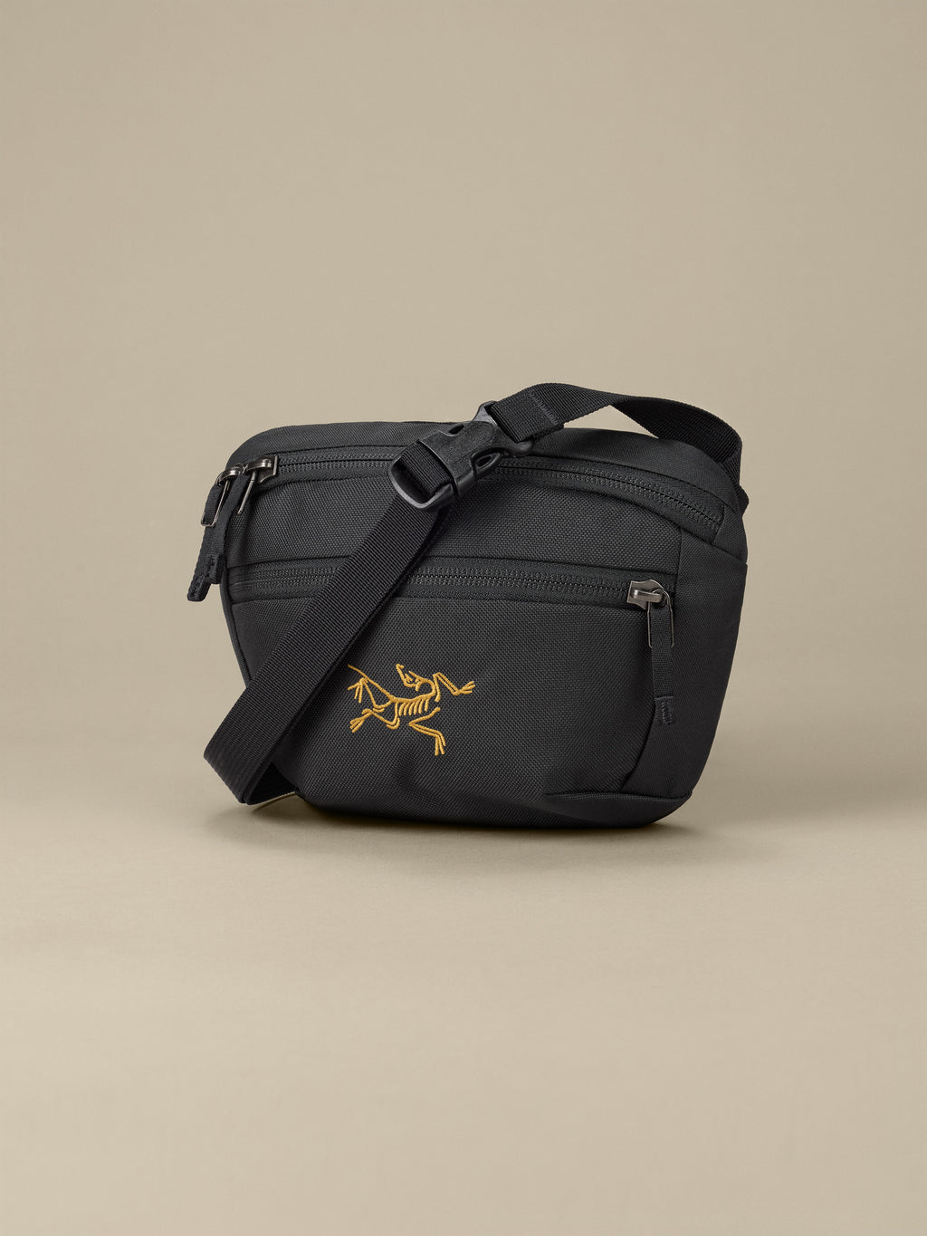 Mantis 1 Waist Pack 24K Black Front