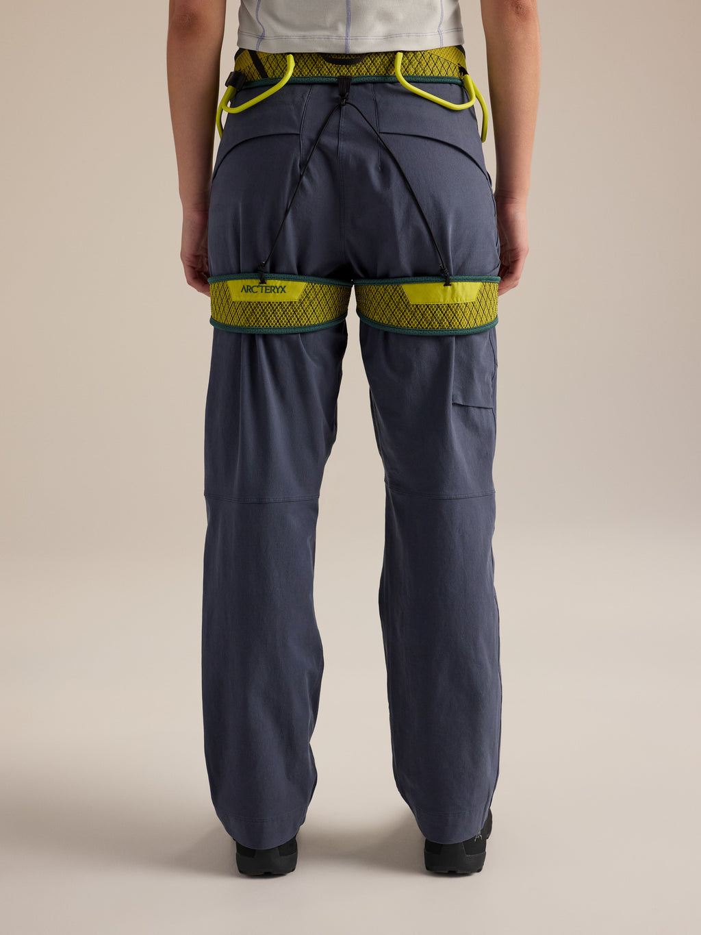 Skaha Harness Lampyre / Boxcar Back View