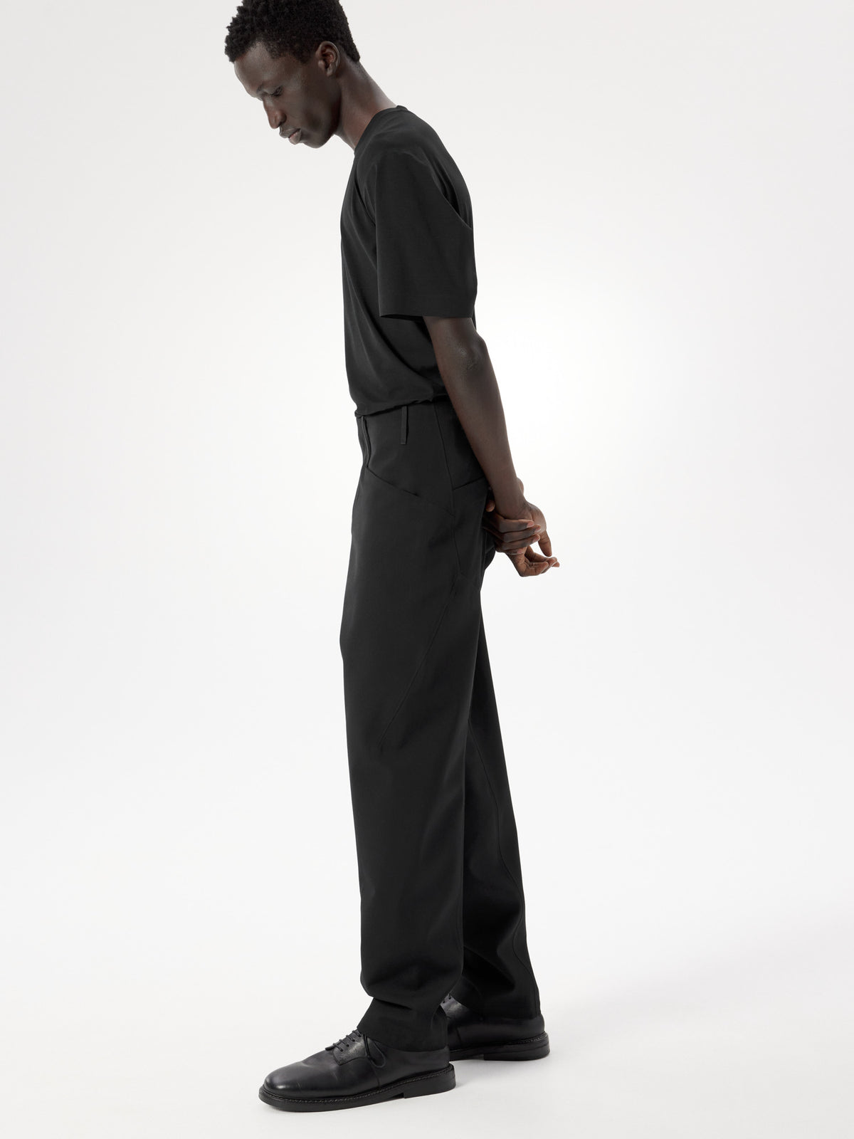Voronoi Wool Pant Black Profile