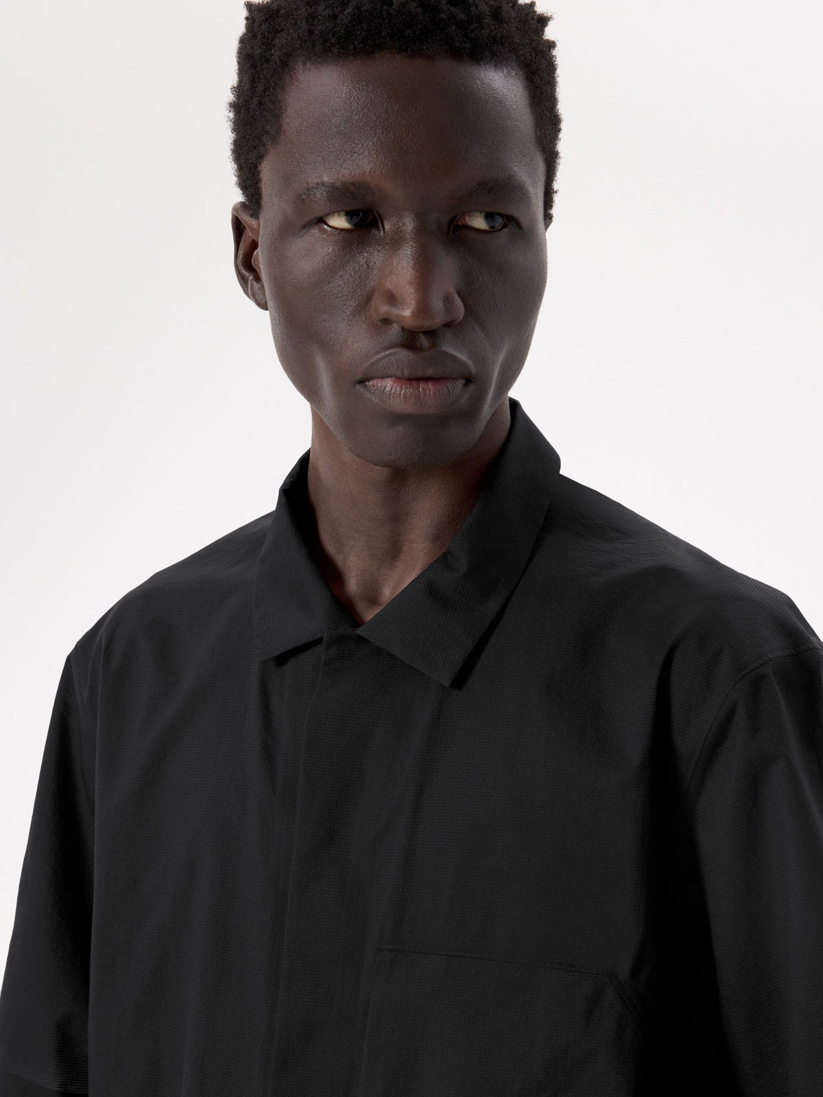 Demlo Shirt SS Black Detail 1