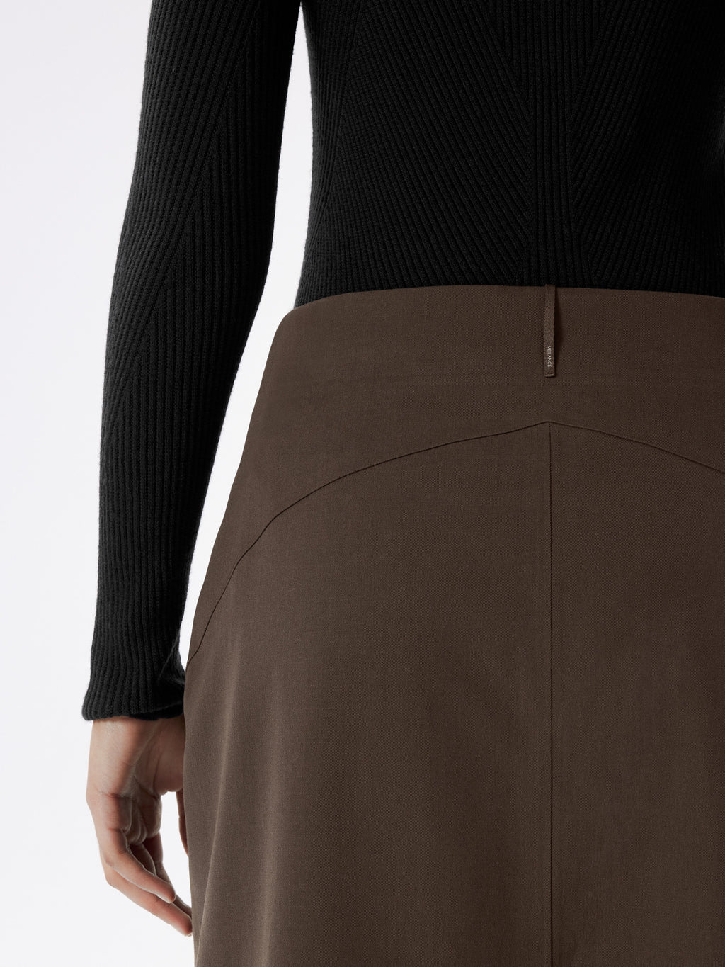 Serin Wool Skirt Women's Sable Detail 2
