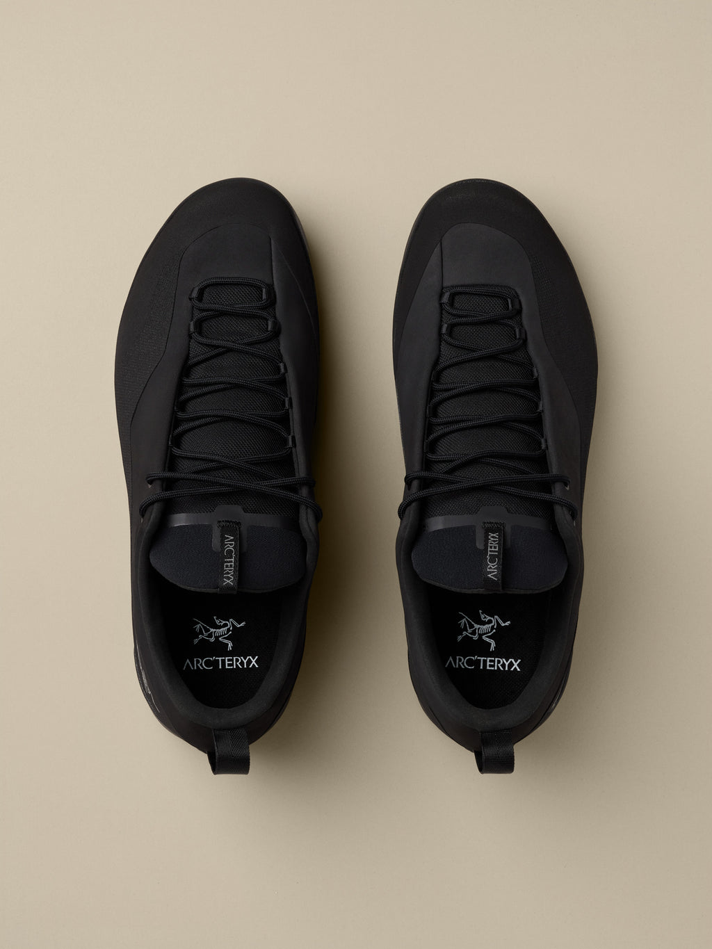 Konseal Shoe Women's Black/Black Pair
