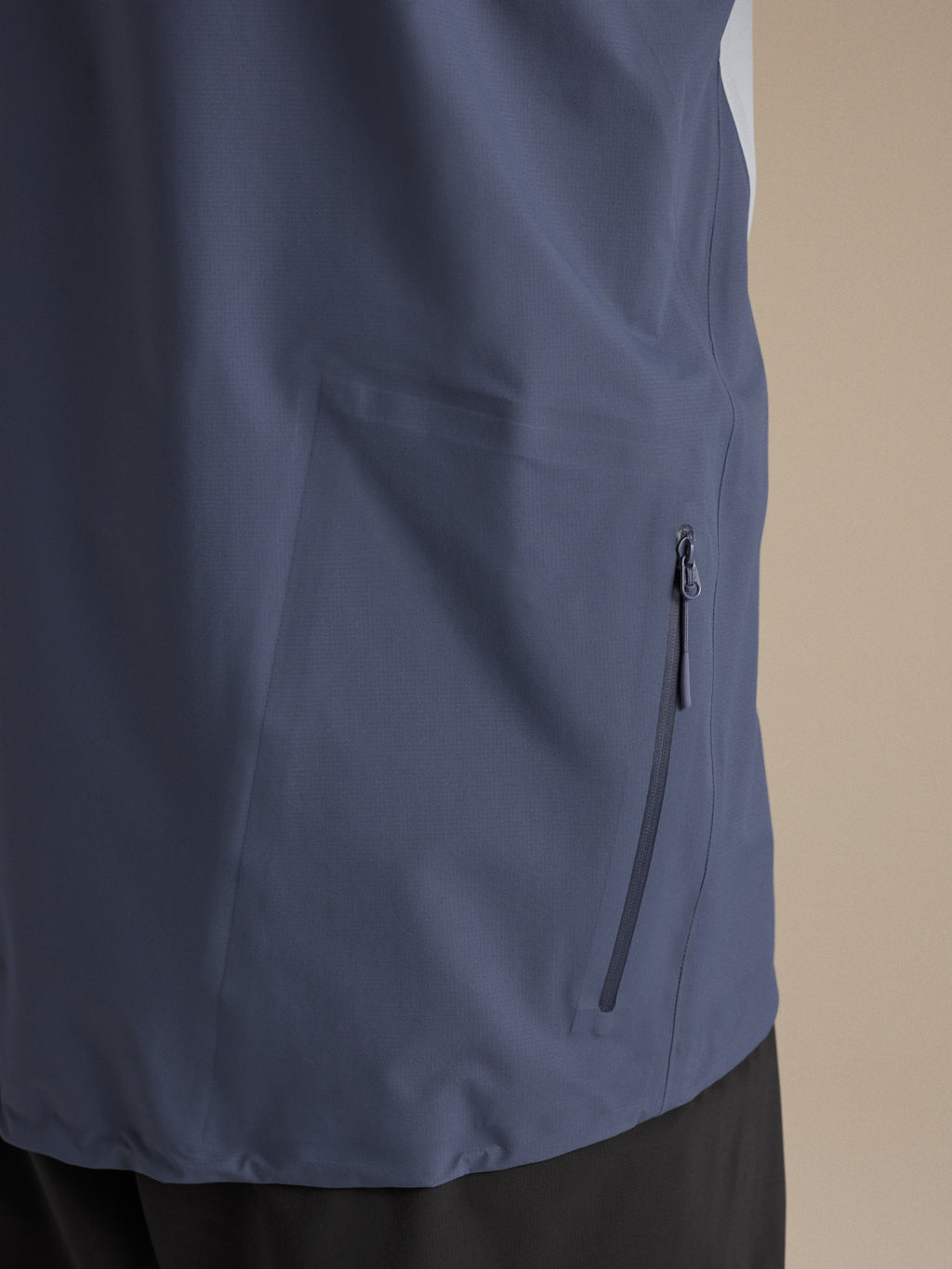 Norvan Jacket Solitude / Stratus Fabric Detail