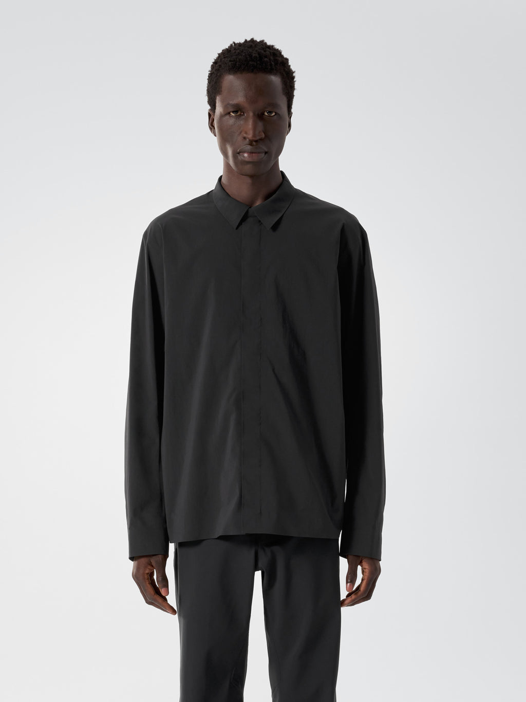 Metry Shirt LS Black Front View