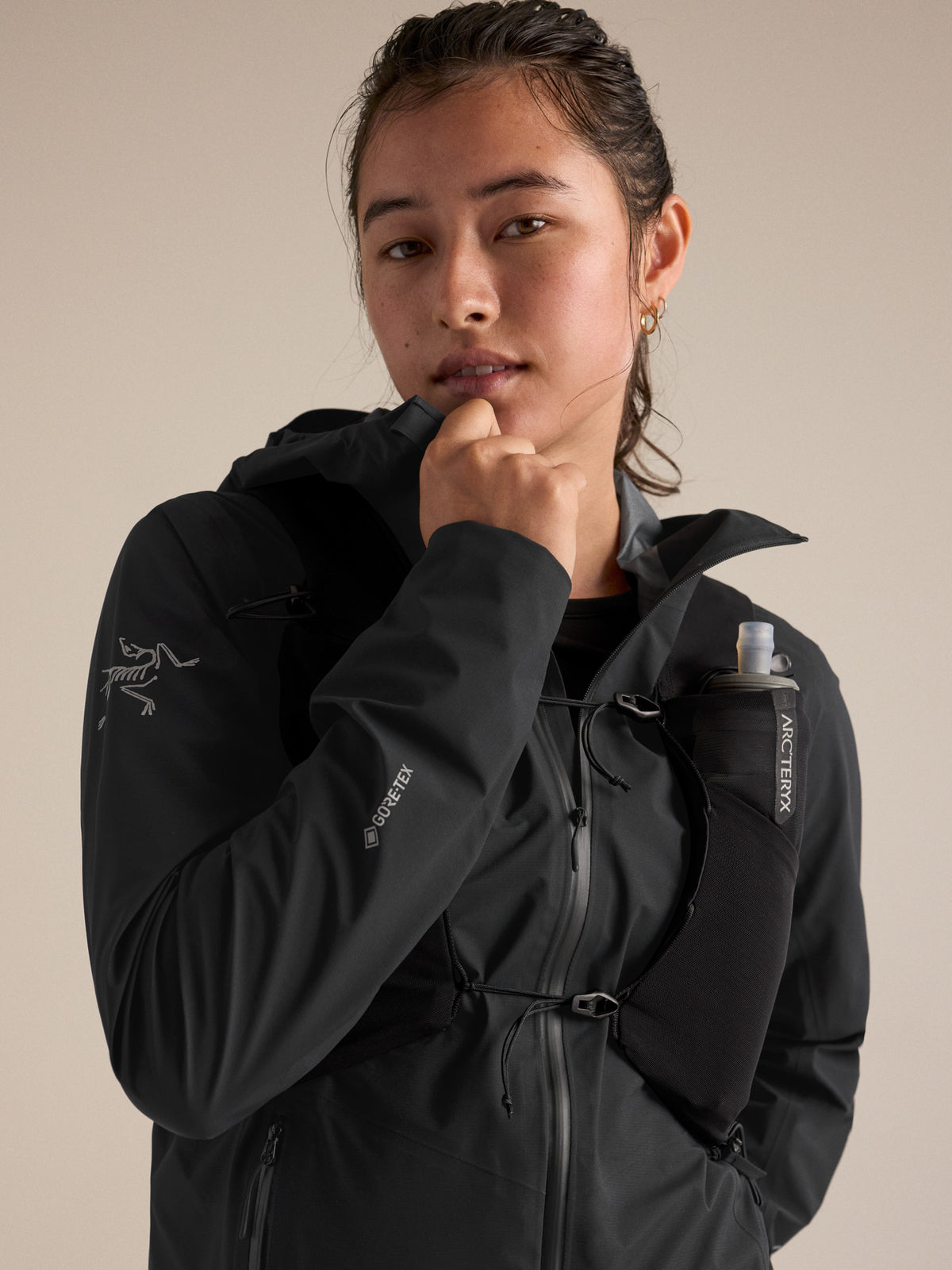 Norvan Jacket Women's Black Hover