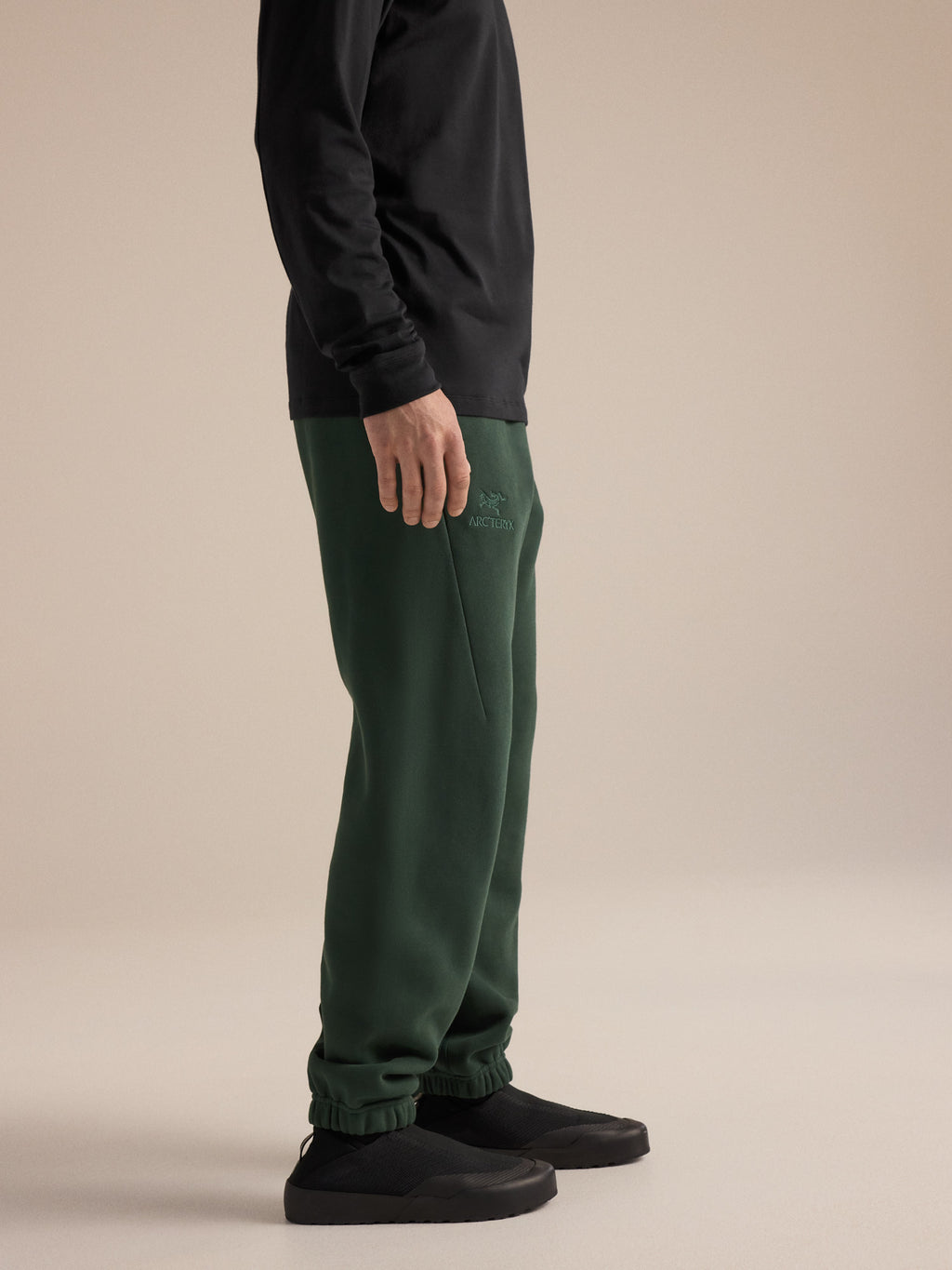 Emblem Fleece Jogger Dark Jade Side View