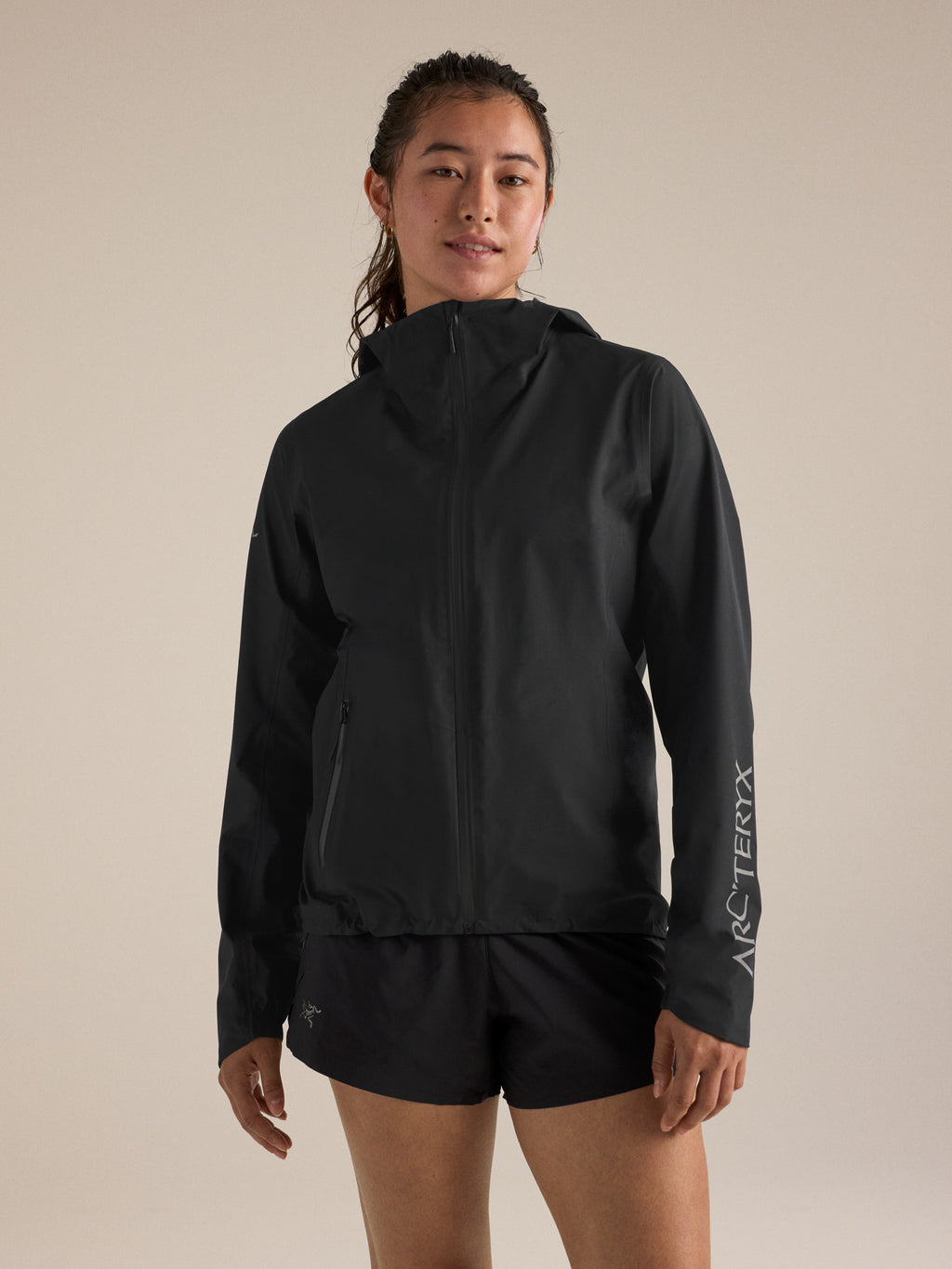 Norvan Jacket Women's Black Front View