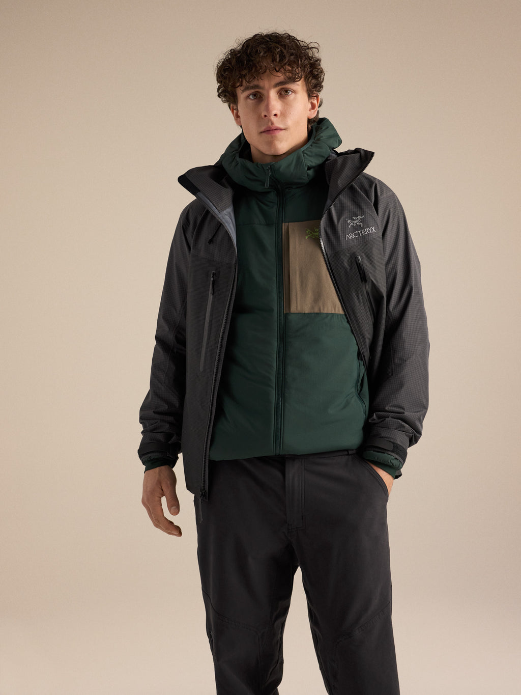 Proton Hoody Dark Jade / Mongoose Detail 1