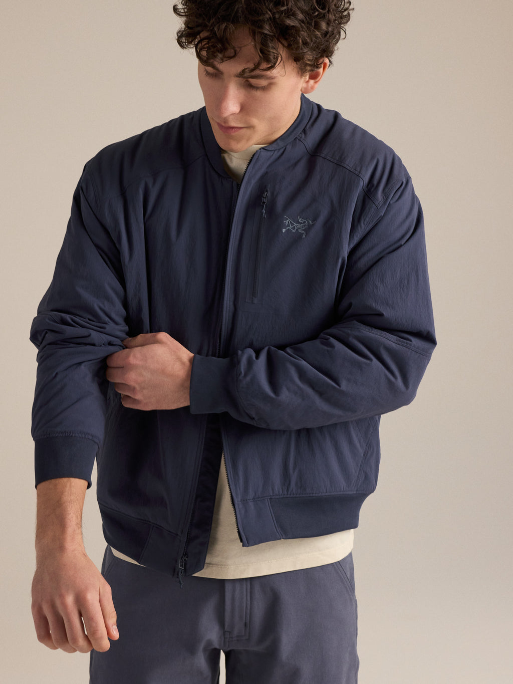Konseal Insulated Jacket Black Sapphire Detail 1