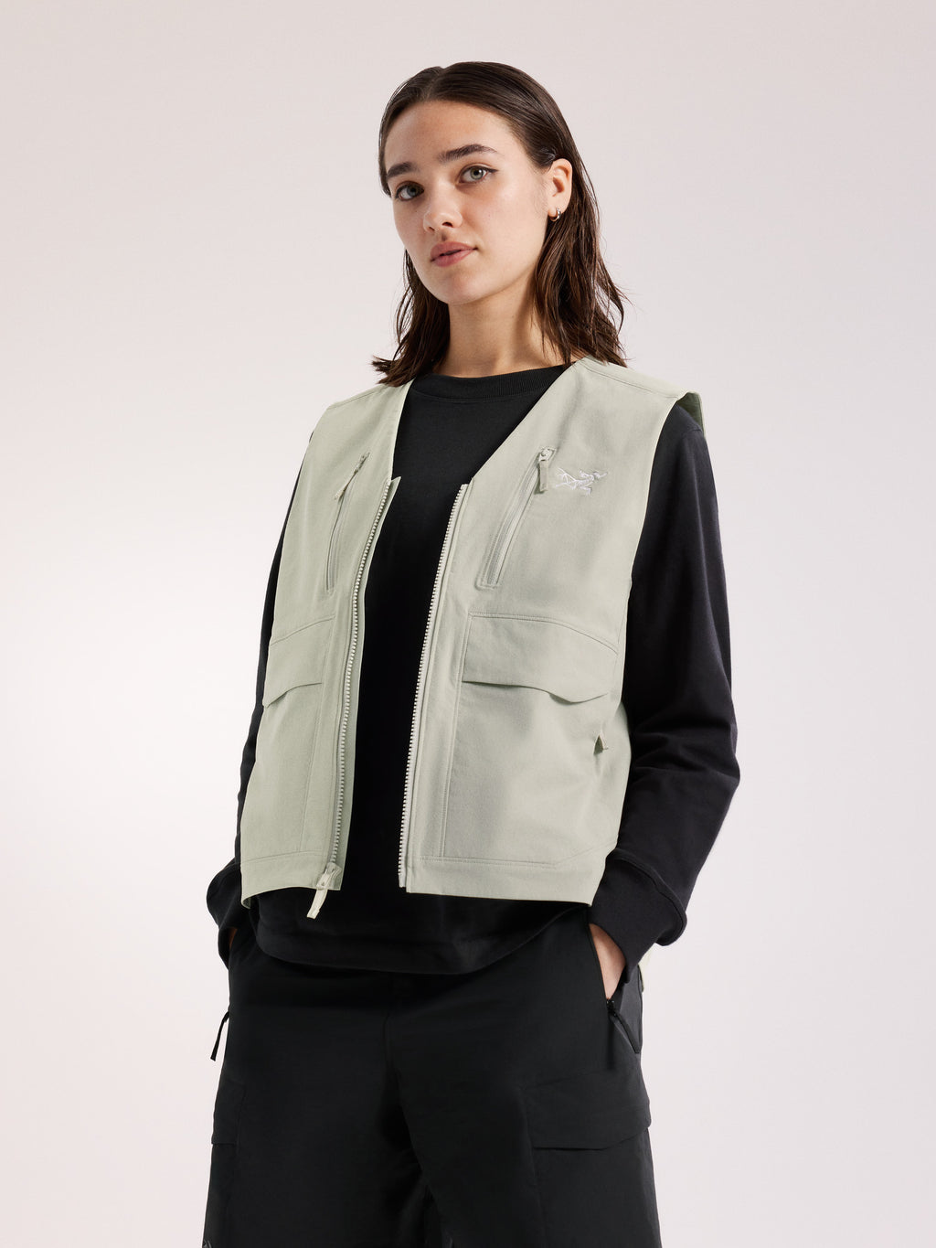 Sonii Utility Vest Women's Habitat Hover