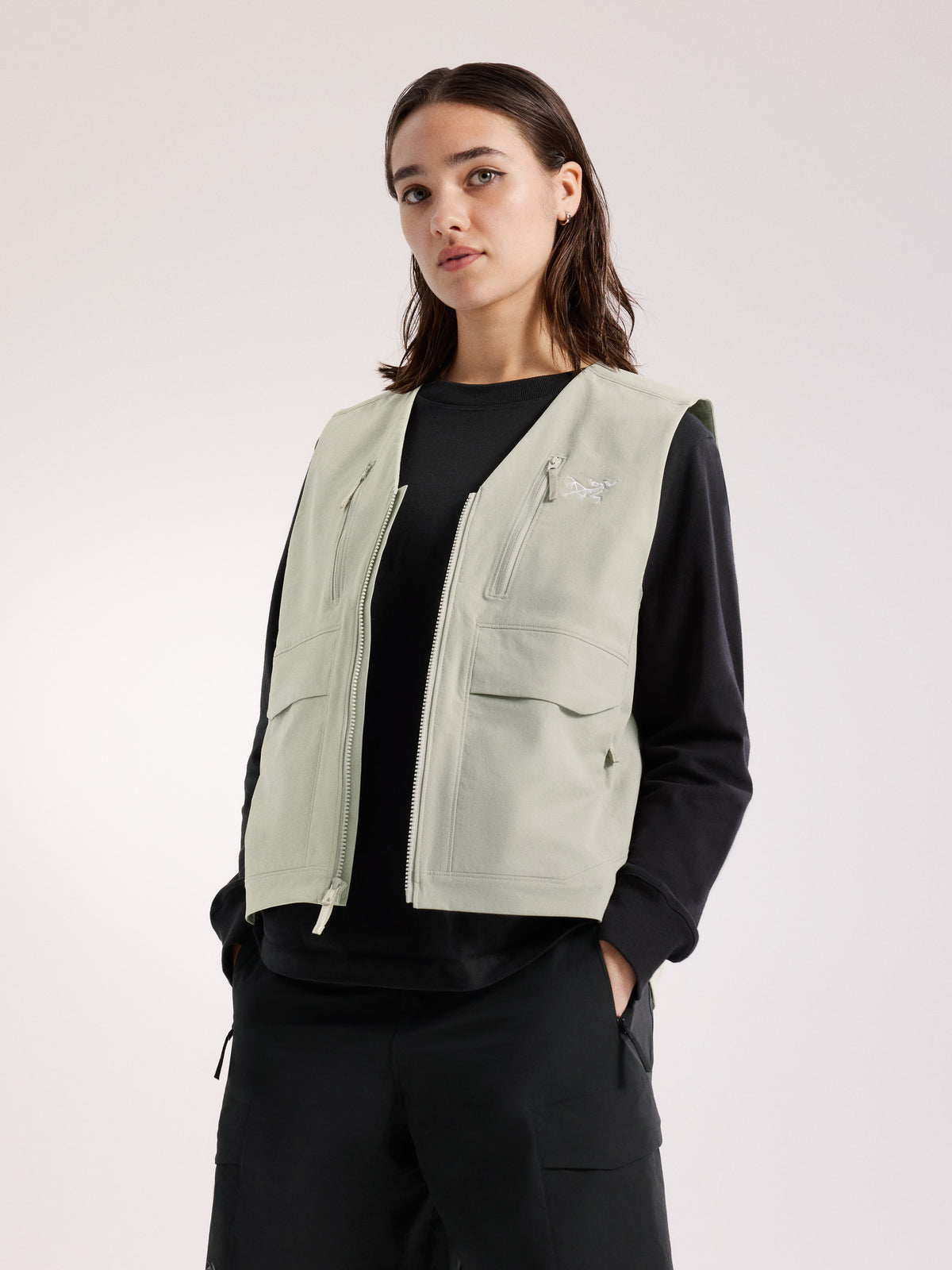 Sonii Utility Vest Women's Habitat Hover