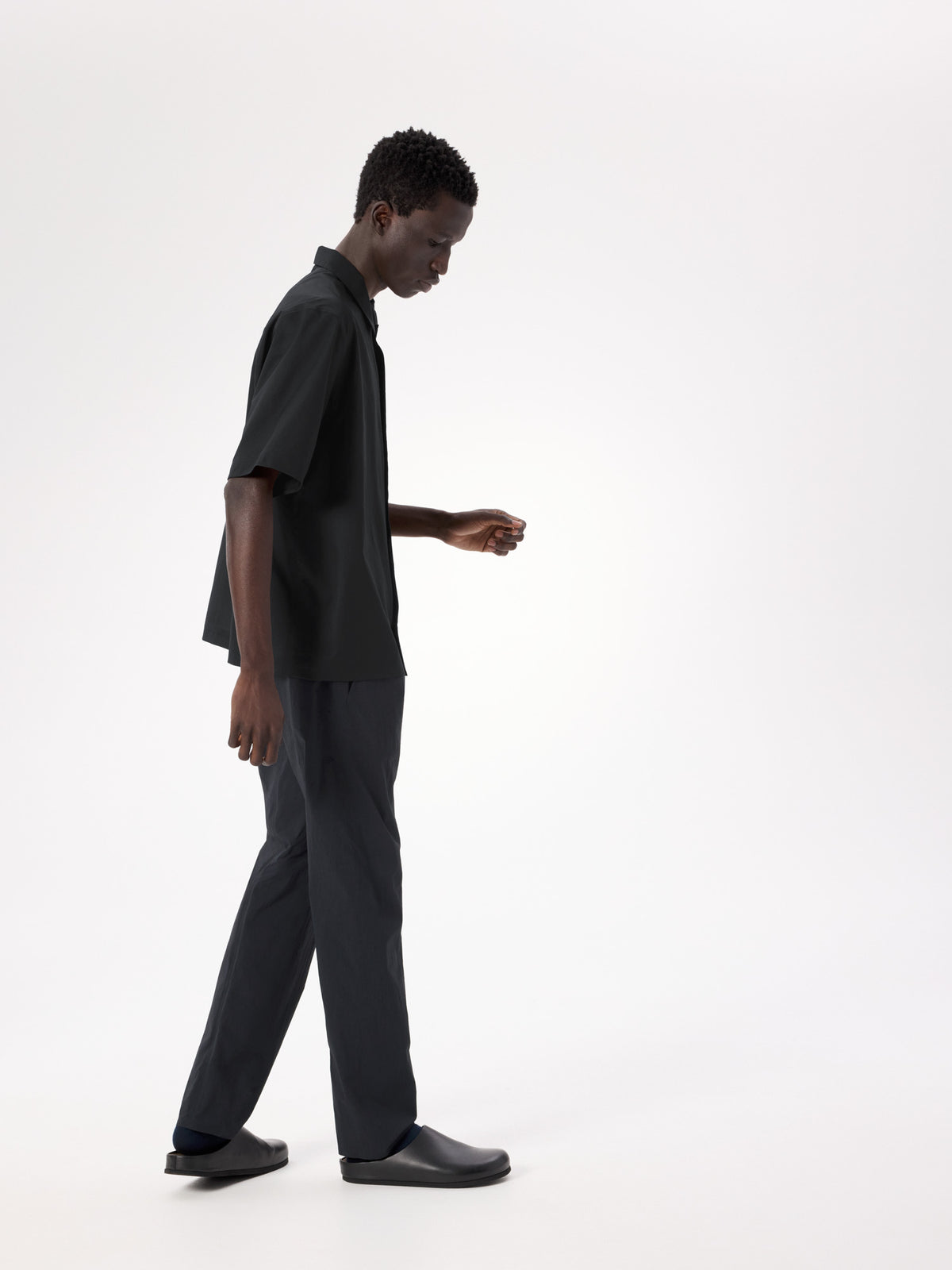Demlo Shirt SS Black Profile
