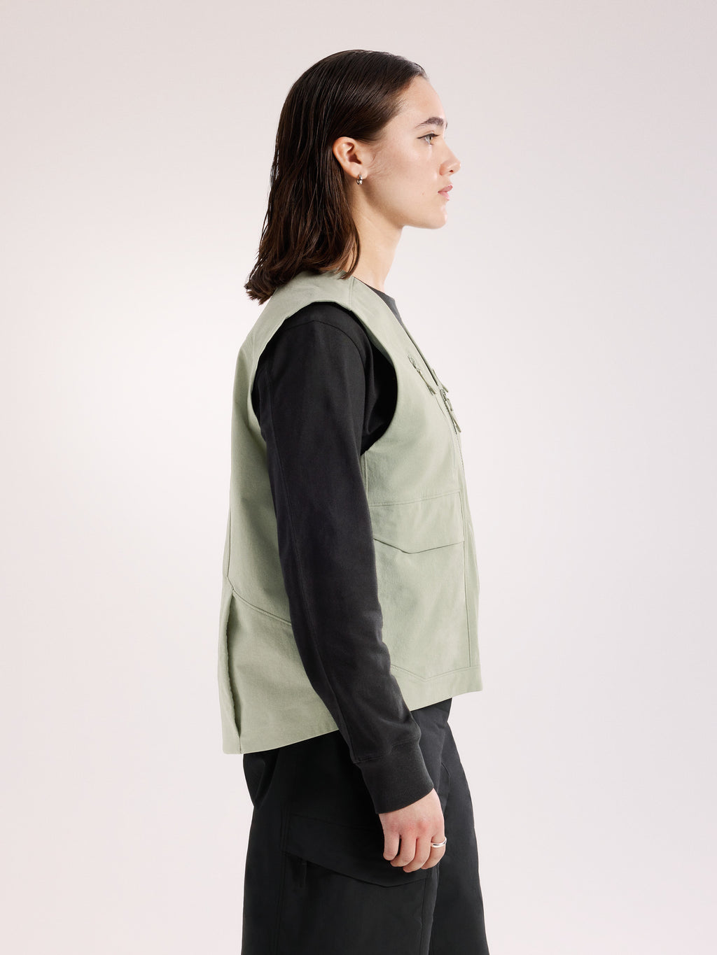 Sonii Utility Vest Women's Habitat Side View