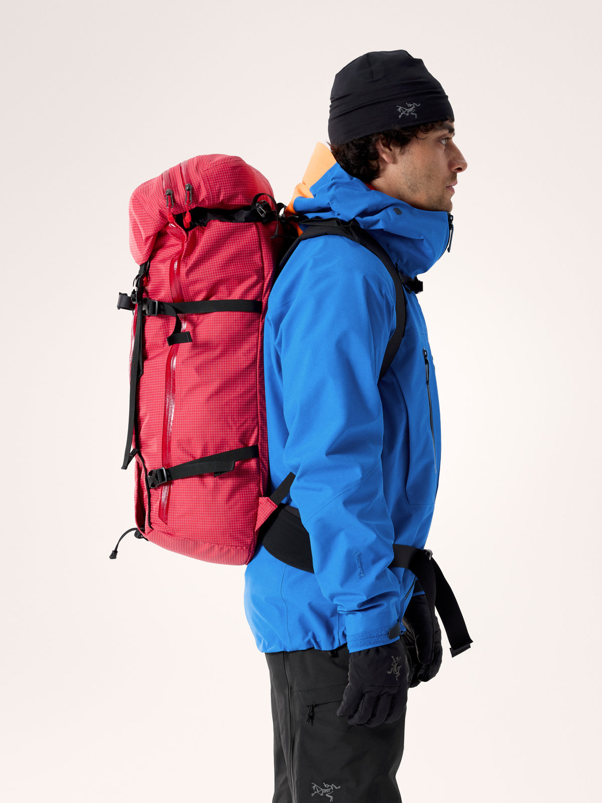 Nozone PRO 40 Pack Tanager Side View