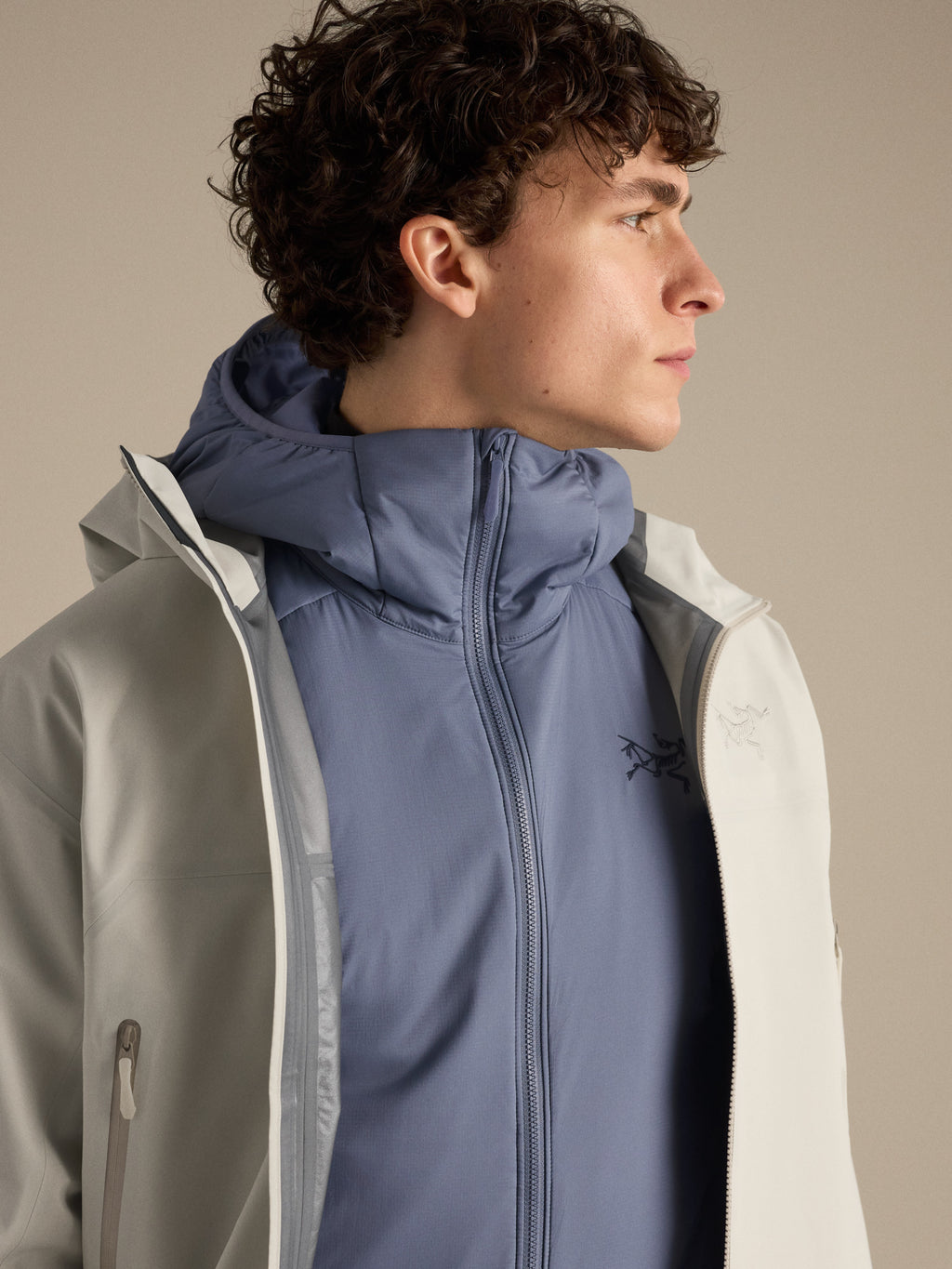 Atom Hoody Stratus Detail 2