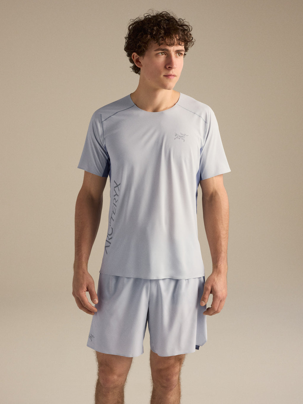 Norvan Downword Logo Shirt SS Solitude / Stratus Front View