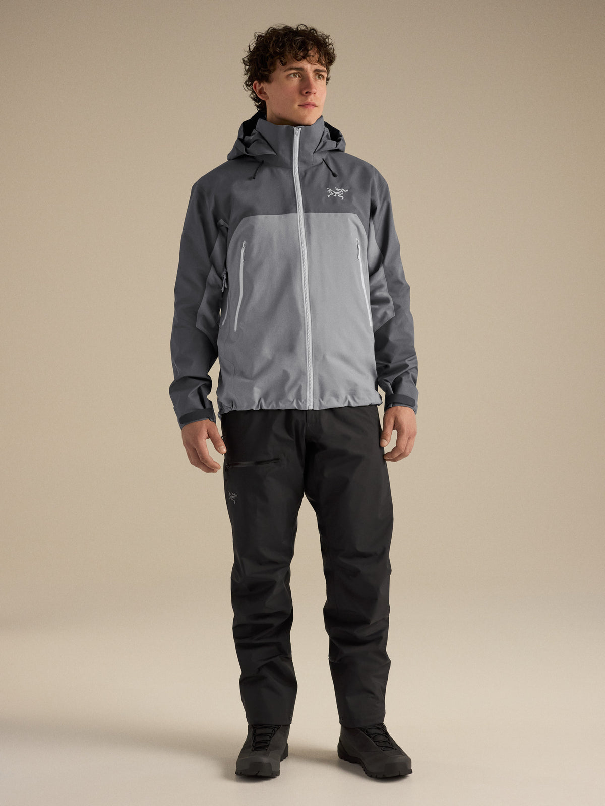 Beta AR Jacket Cloud / Void Full Body