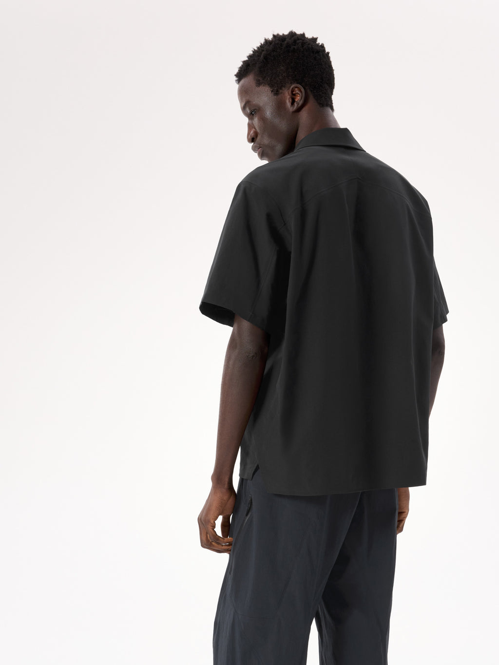 Field Shirt SS Black Back View