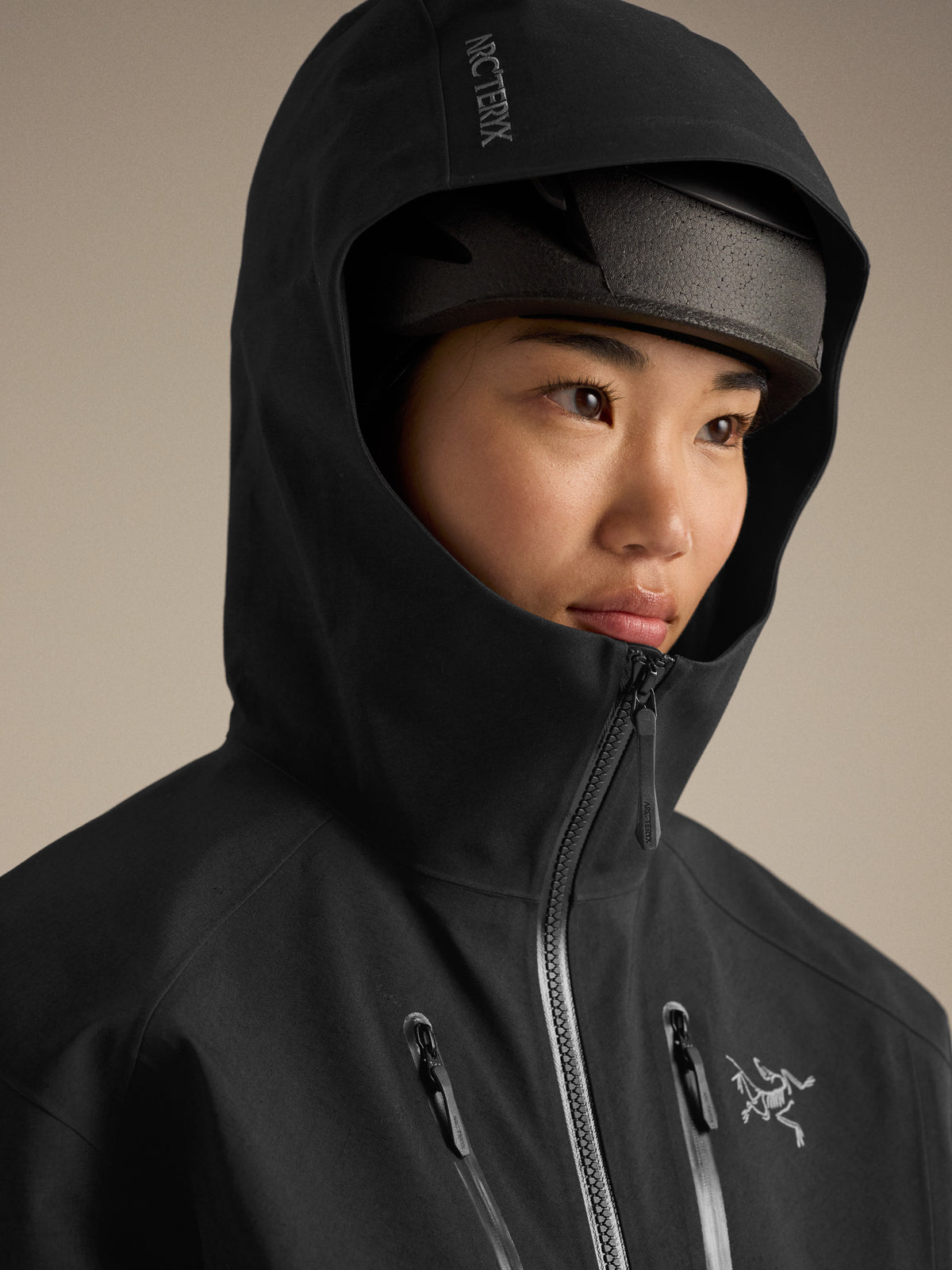Emaris Relaxed Jacket Women's Black Detail 2