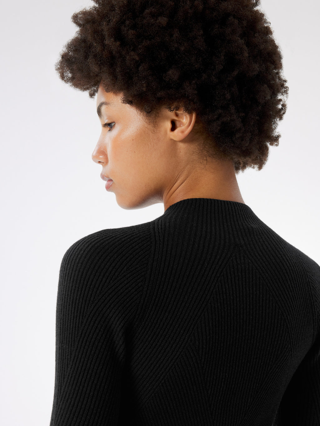 Conic Wool Midlayer Women's Black Detail 1