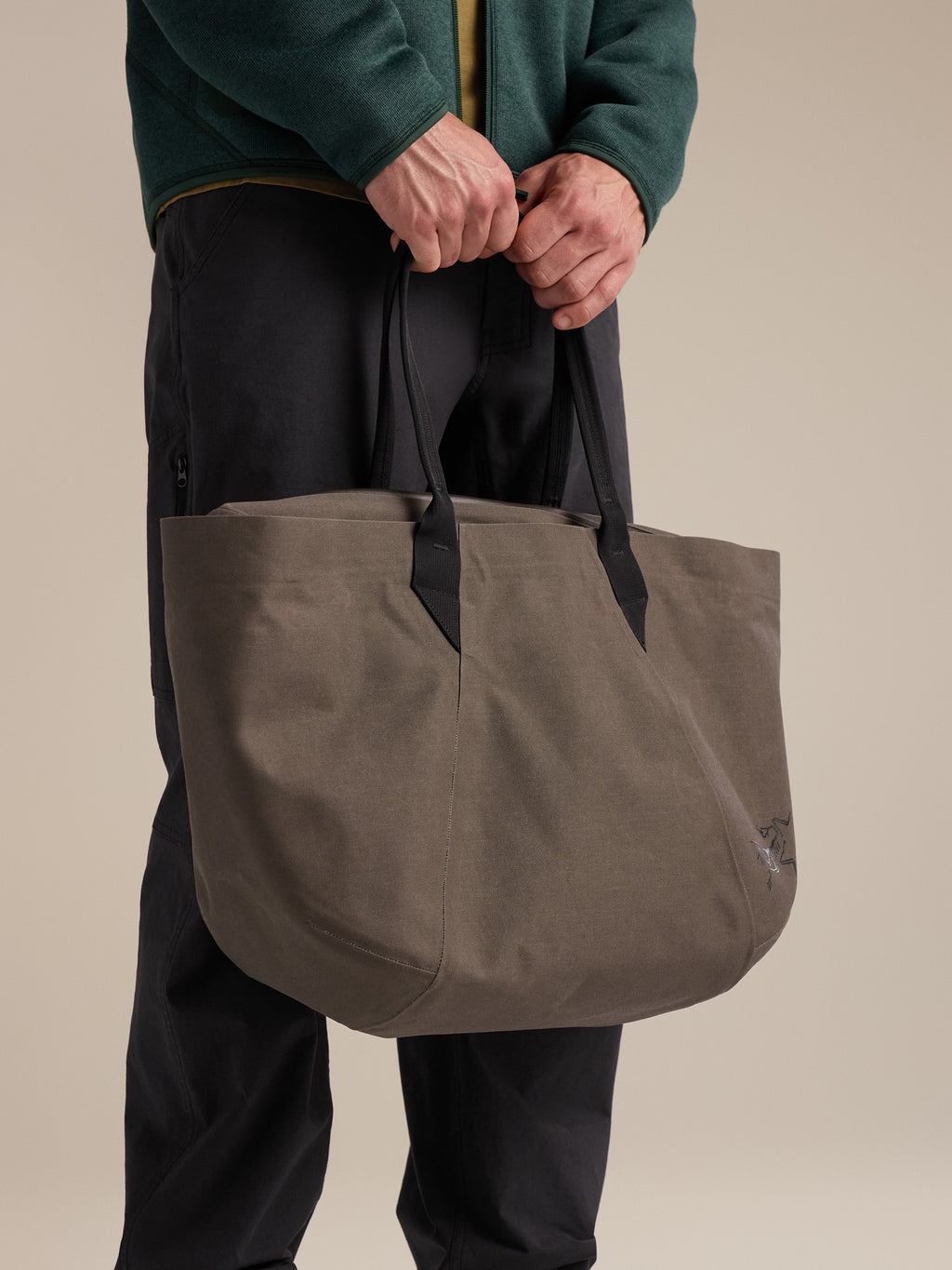 Carrier 35 Weekender Mongoose Detail 1