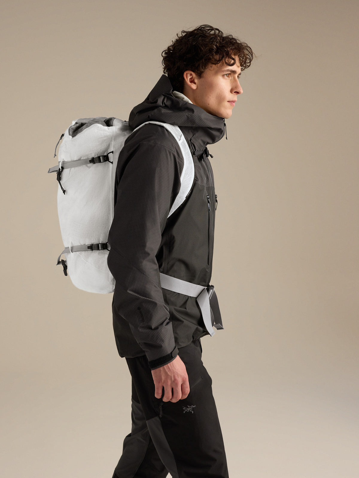 Alpha SL 30 Backpack White Light Side View