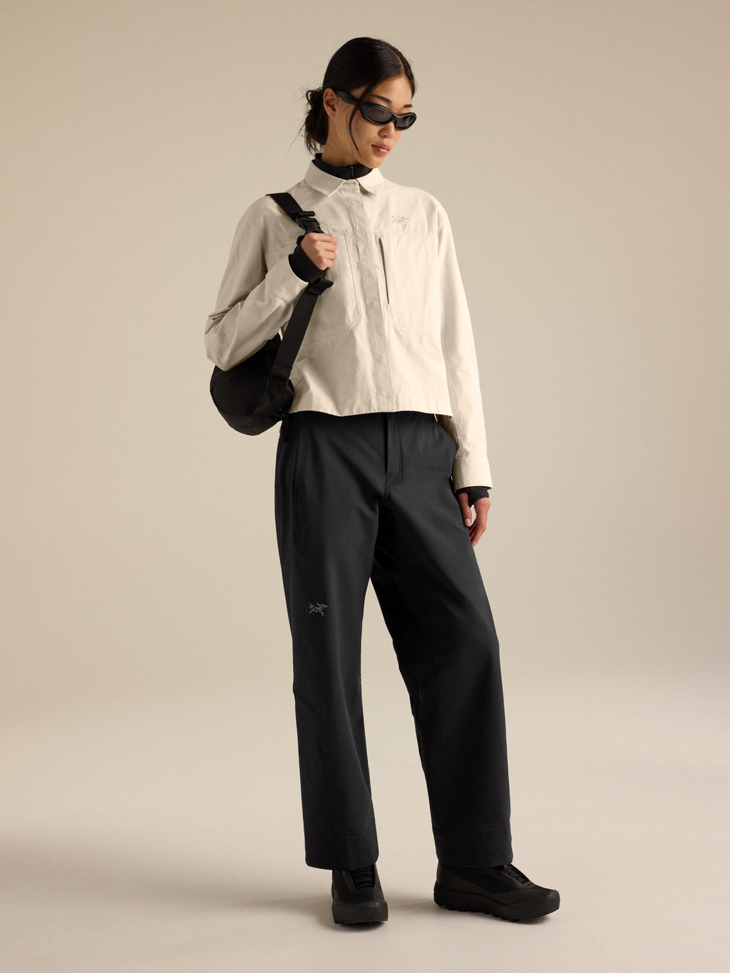 Nia Pant Women's Black Hover