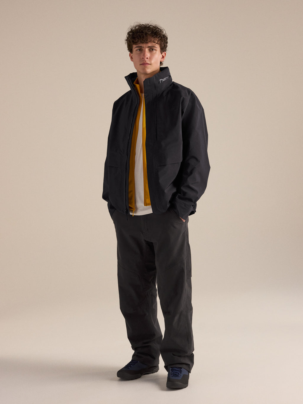 Therme Jacket Black Hover
