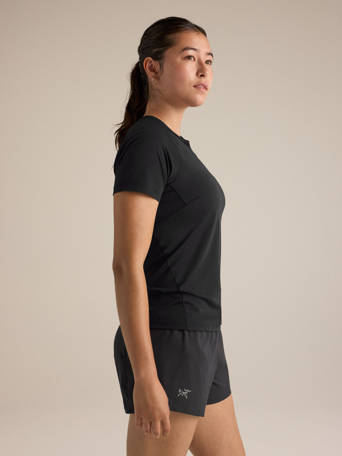 Norvan Crew Shirt SS Women's Black Side View
