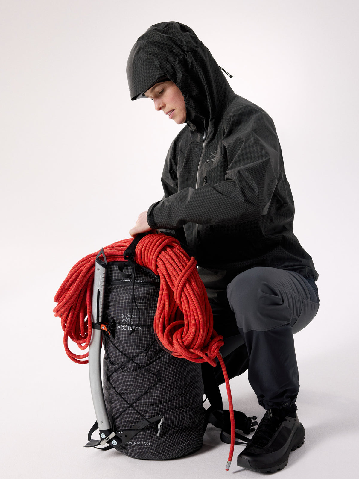 Alpha SL Anorak Women's Black Hover