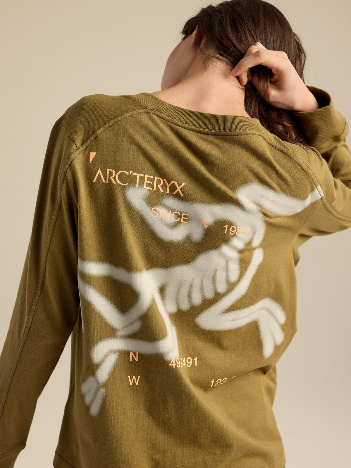 Kragg Cotton Since 1989 Crew Neck Shirt LS Women's Bracken / Sea Salt Fabric Detail