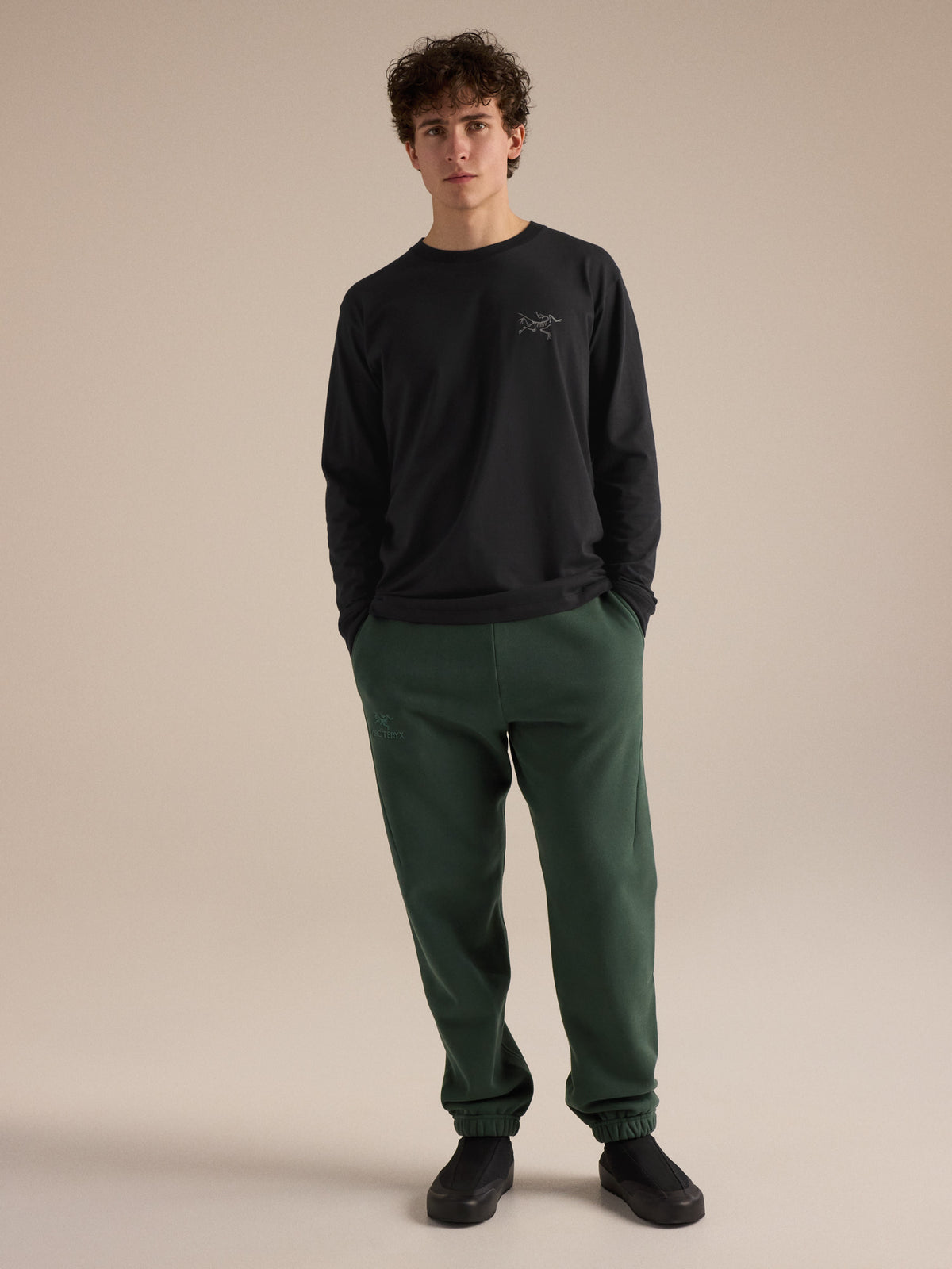 Emblem Fleece Jogger Dark Jade Hover