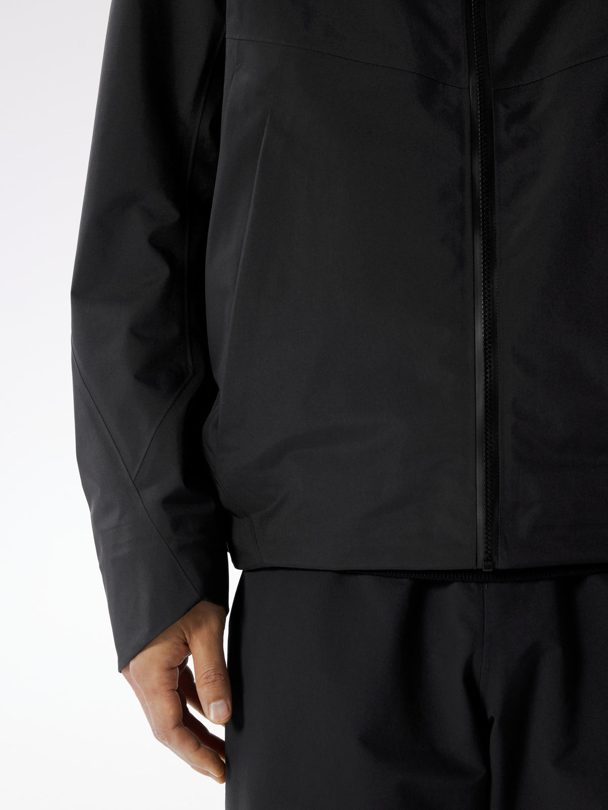 Arris Jacket Black Detail 3