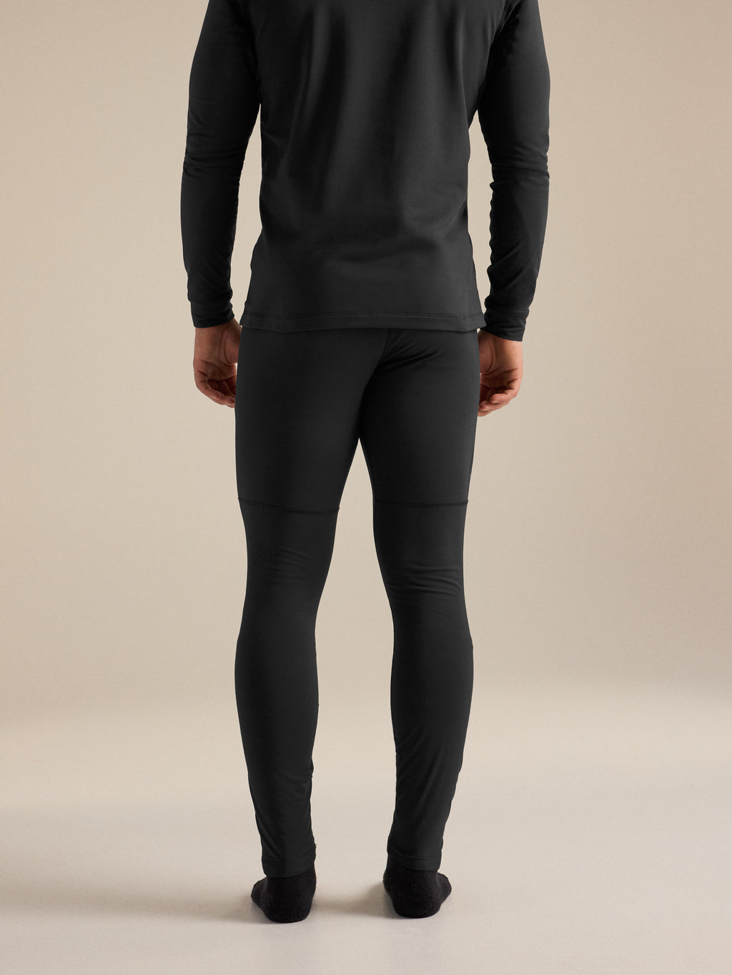 Rho LT Bottom Black Back View