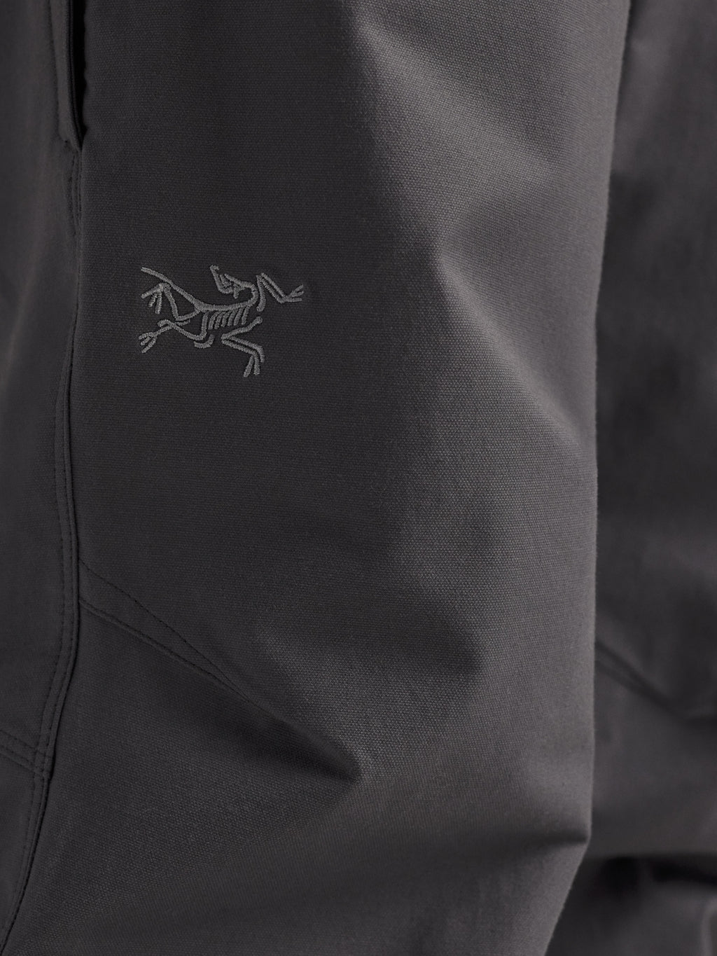 Kragg Cotton Pant Cloud Fabric Detail