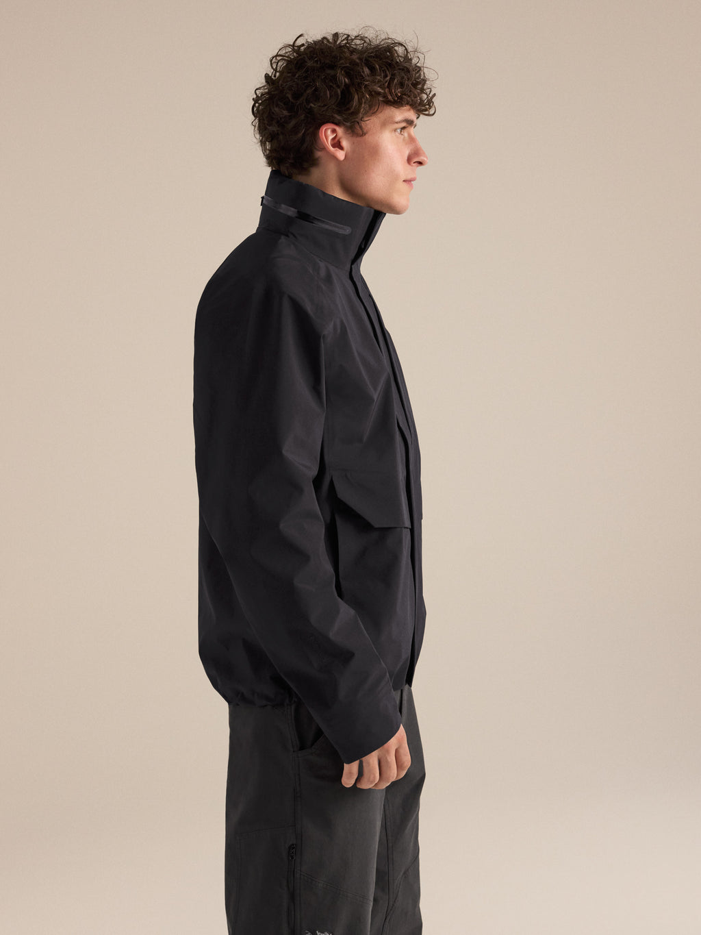 Therme Jacket Black Side View