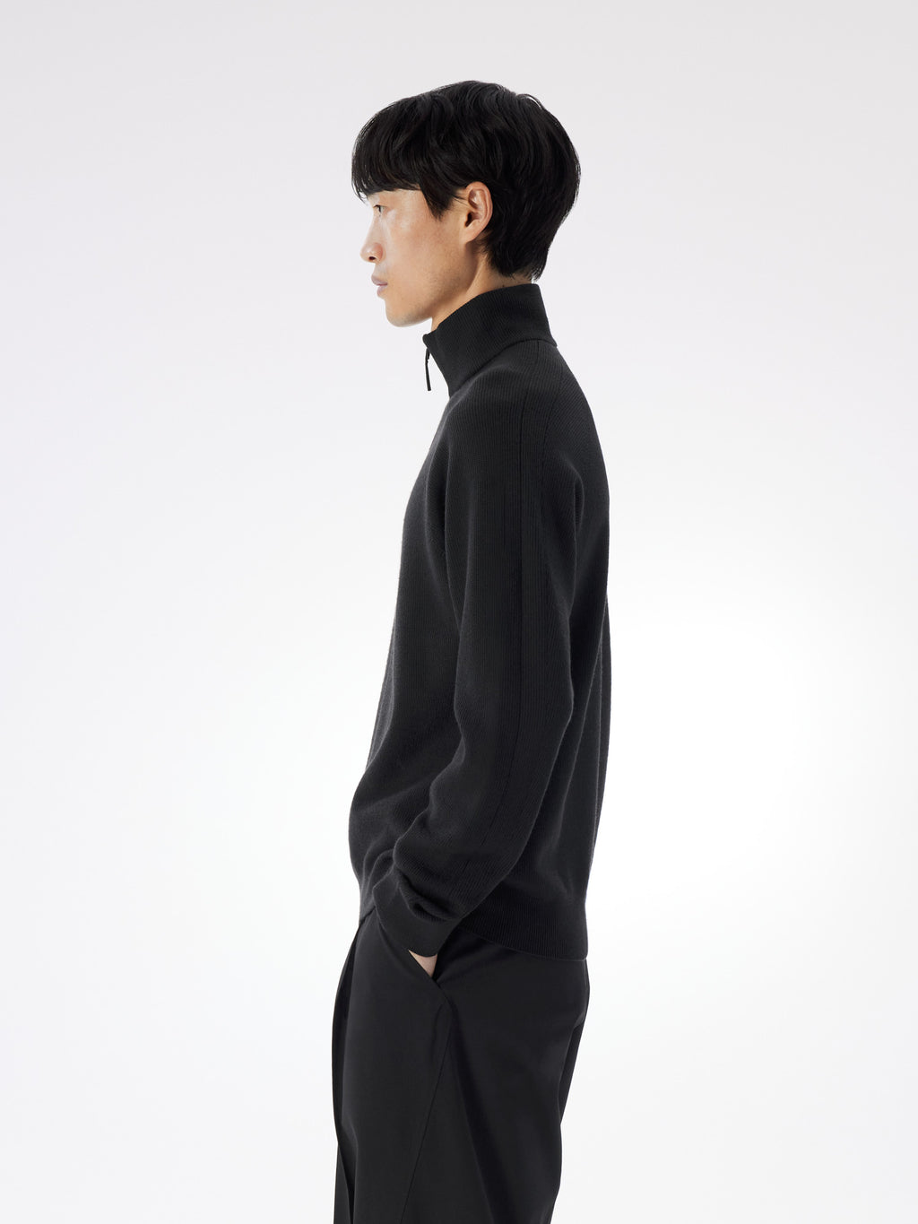 Conic Wool Half Zip Neck Black Profile