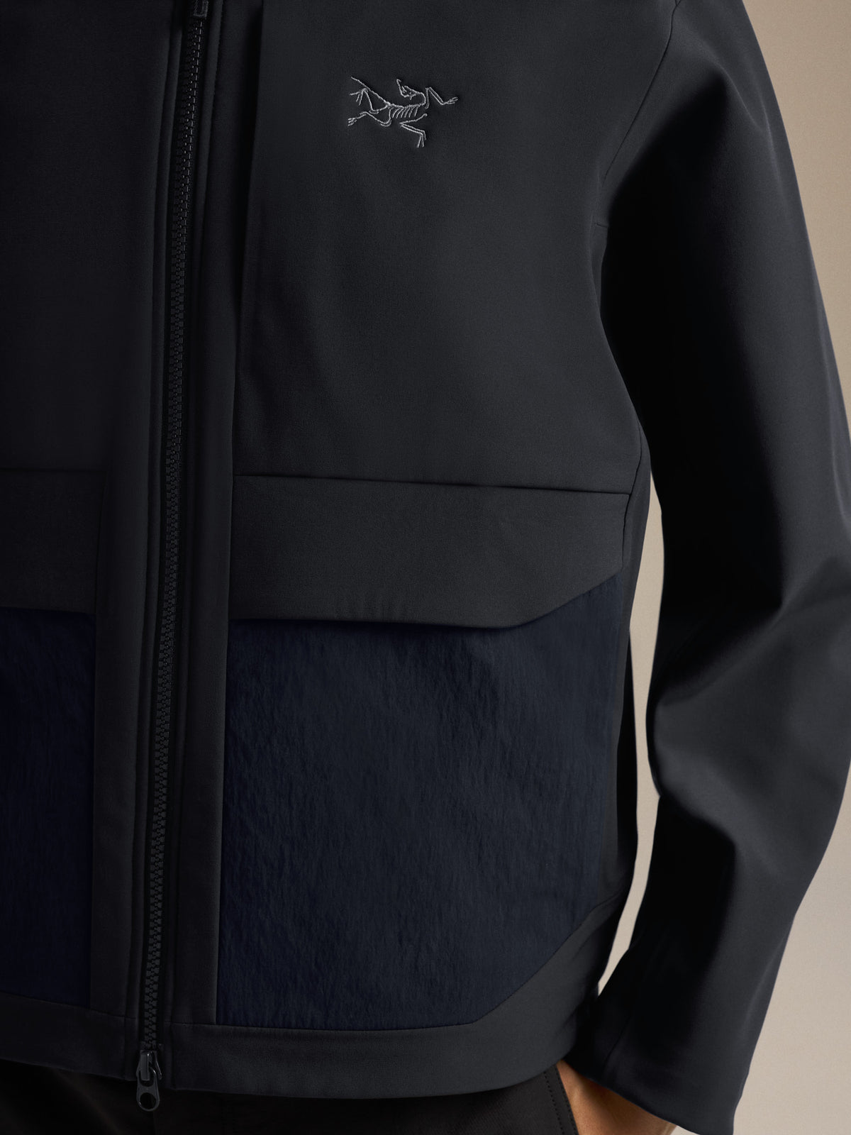 Sonii MX Jacket Women's Black Fabric Detail