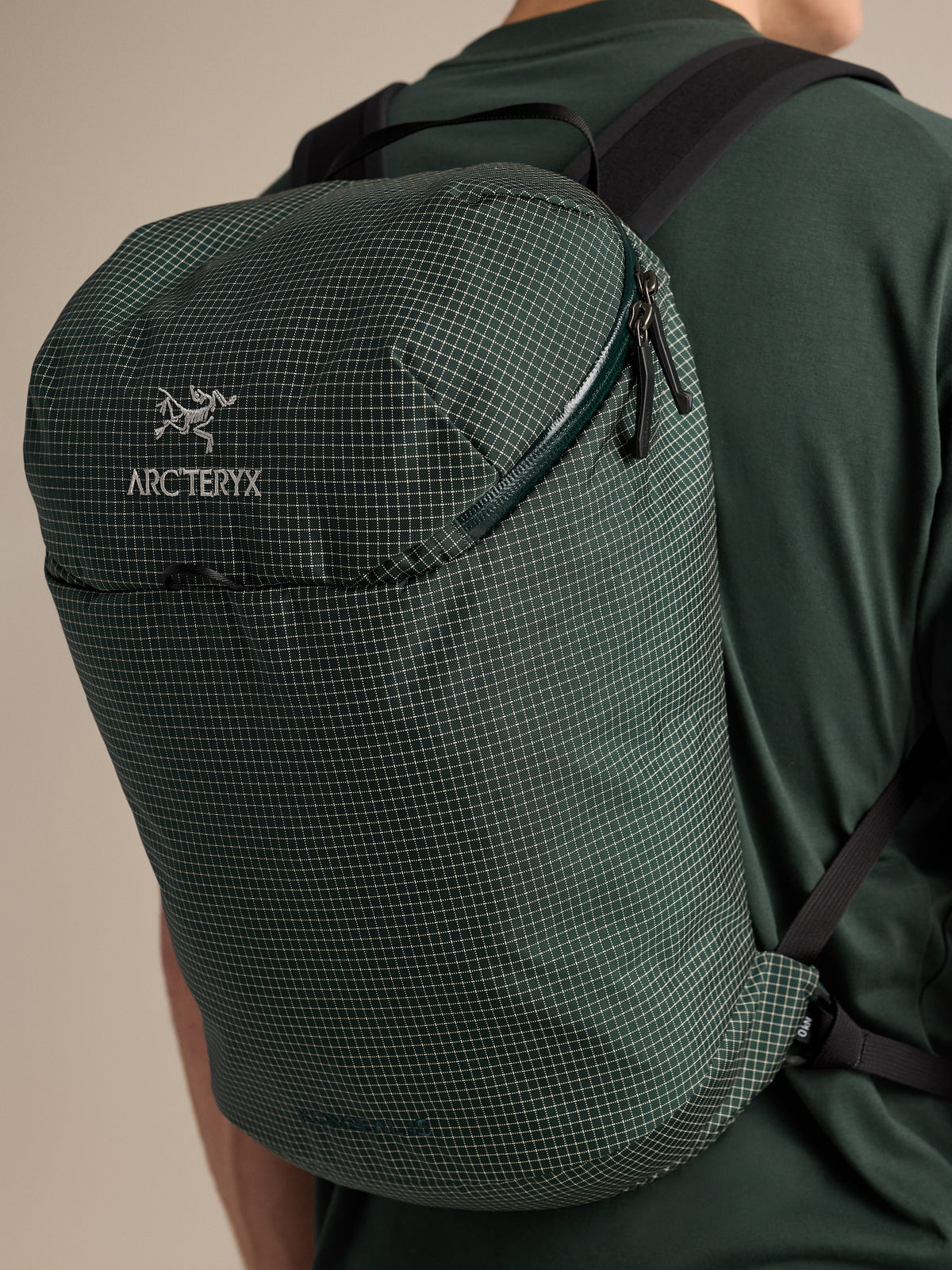 Konseal 15 Backpack Dark Jade Fabric Detail
