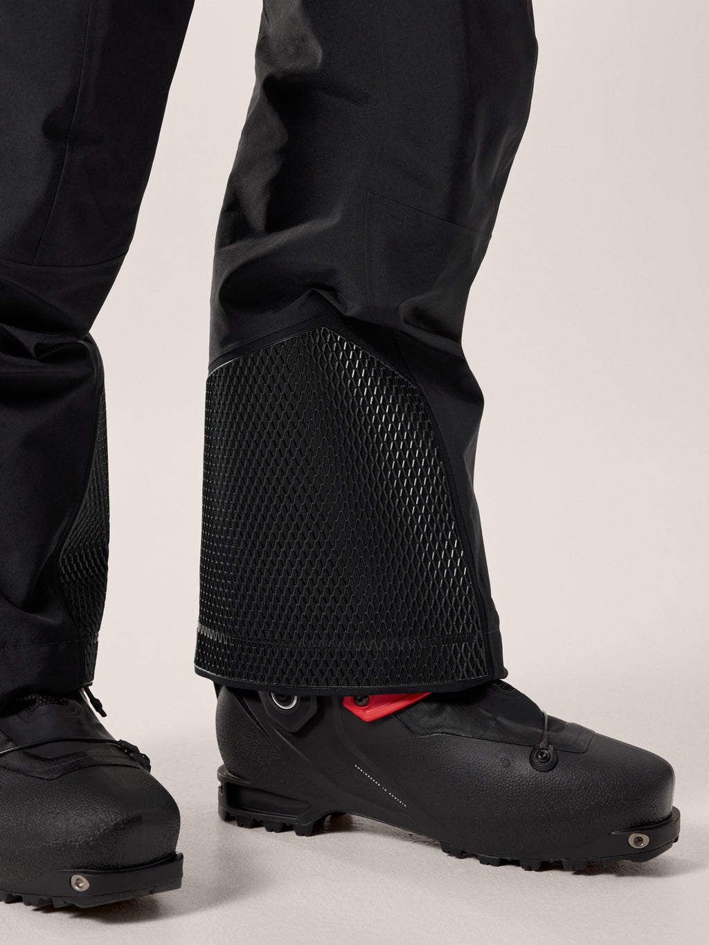 Ski Guide Bib Pant Black Detail 4