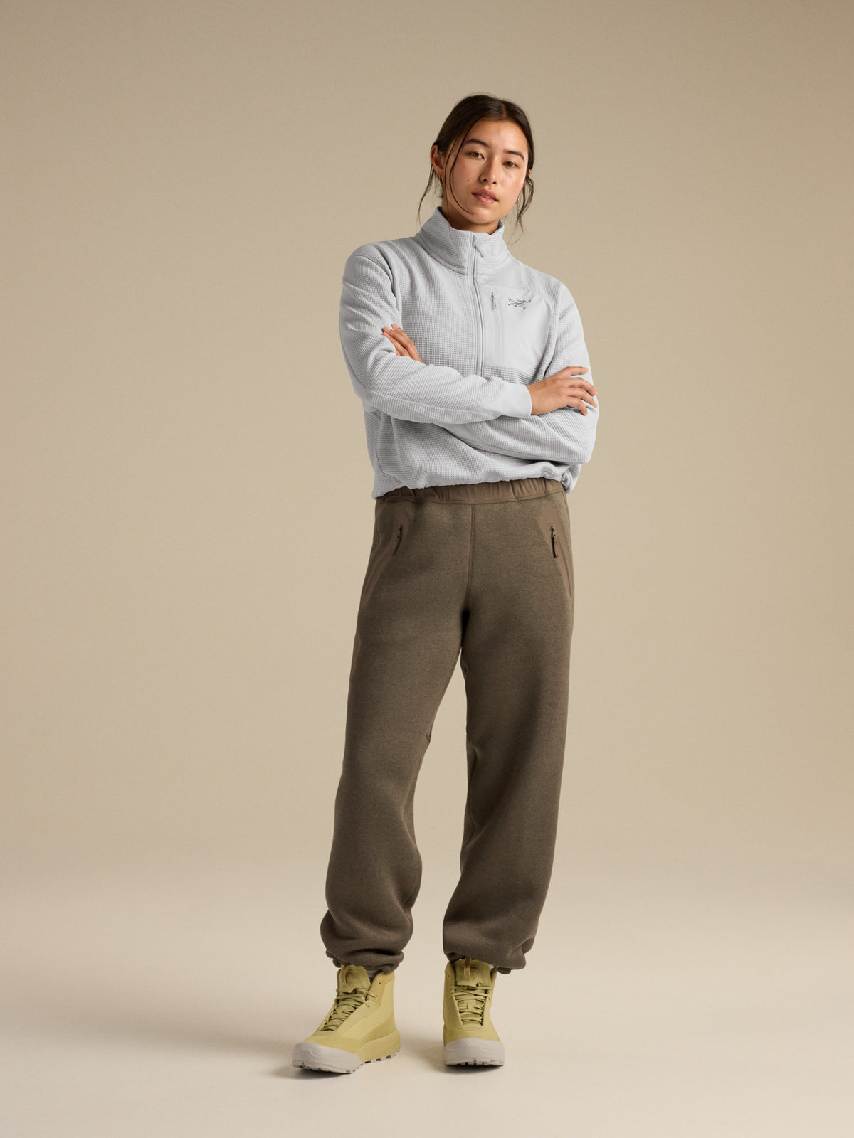 Covert Pant Women's Mongoose Heather Full Body